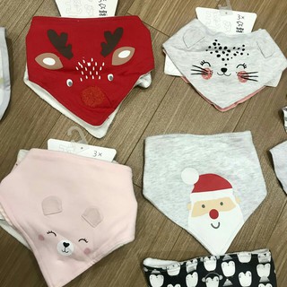 Yếm cổ cho bé