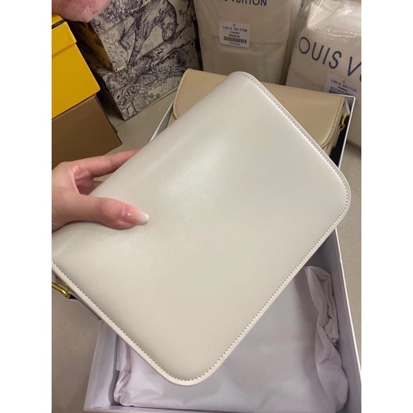 Túi Celine classic màu trăng size 19 - 25