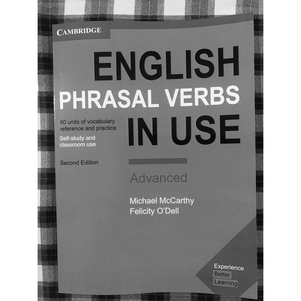 Sản phẩm hỗ trợ English Phrasal Verbs in Use