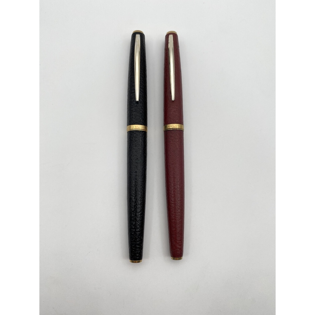 Bút mực Sailor Made In Japan bọc da 2 màu đen đỏ