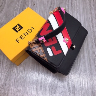Túi fendi size 23cm