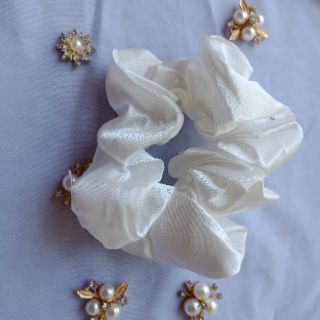 Cột tóc Vải  Scruschies nhiều màu.