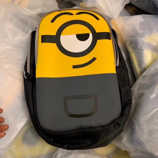Balo đeo chéo minion cho bé