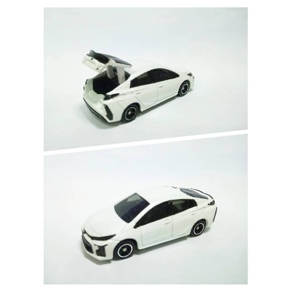 Xe Tomica Toyota Prius Phv Gr Sport T361