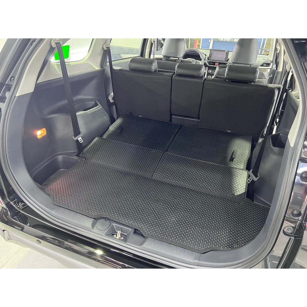 Thảm Lót Cốp và Ốp lưng ghế KATA Cao Cấp Cho Xe Toyota Veloz  - Không mùi, Không ẩm mốc, Dễ dàng vệ sinh