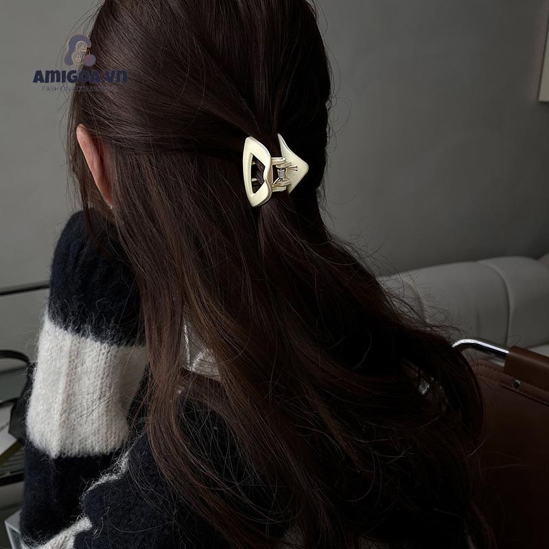 ✨✨Kẹp Tóc Hình Tam Giác Bằng Nhựa Acrylic Thời Trang Hàn Quốc Cho Nữ