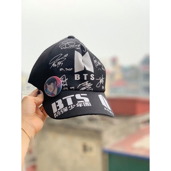 Mũ Kết BTS, MŨ LƯỠI CHAI BTS Đặc Biệt (Tặng 3 Bộ Lomo Card BTS Ép Lụa + 3 Huy hiệu BTS ) *