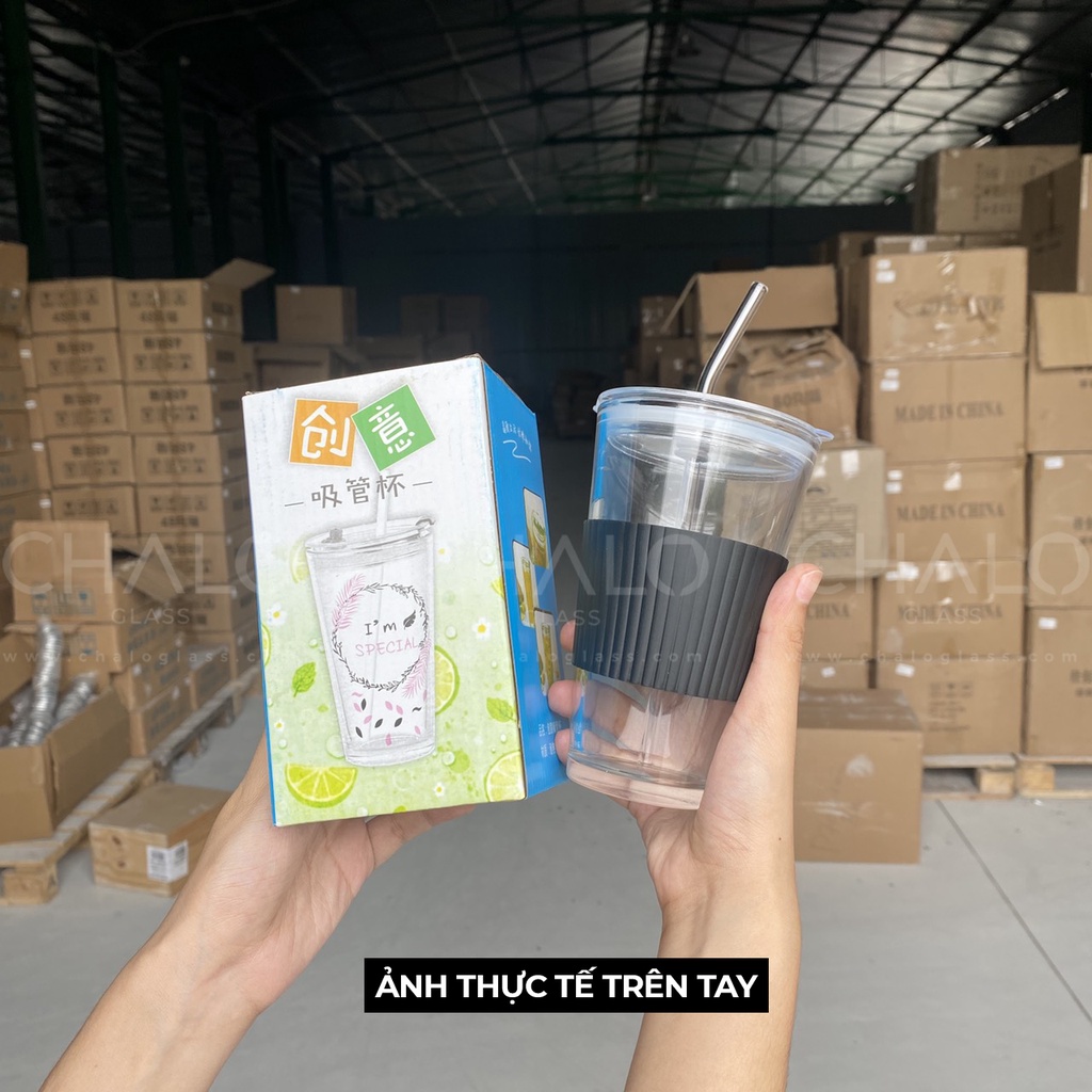Bình thuỷ tinh đựng nước 450ml (Kèm ống hút)