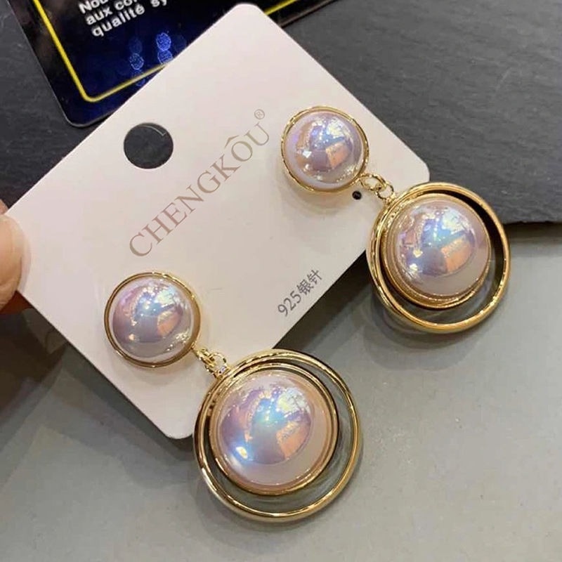 Khuyên Tai Hình Tròn Đính Ngọc Trai Phong Cách Hàn Quốc Mới Cho Nữ