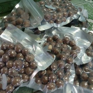 Hạt dinh dưỡng mắc ca sấy chín