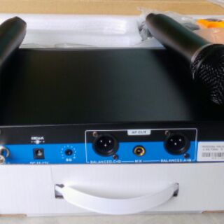MICRO không dây BOSS MT 990 cao cấp