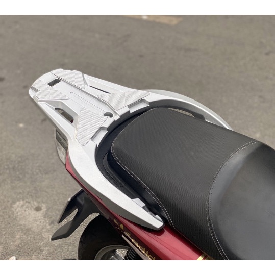 Cảng sau , tay dắt SH 350i kiểu Ý chính hãng nhôm nguyên khối gắn SH các đời 150i 350i