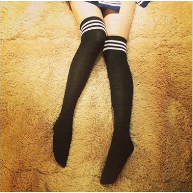 Tất đùi học sinh đen sọc trắng, Vớ hàn quốc phong cách siêu style lolita - Vớ cosplay nữ sexy sọc kẻ đến đầu gối