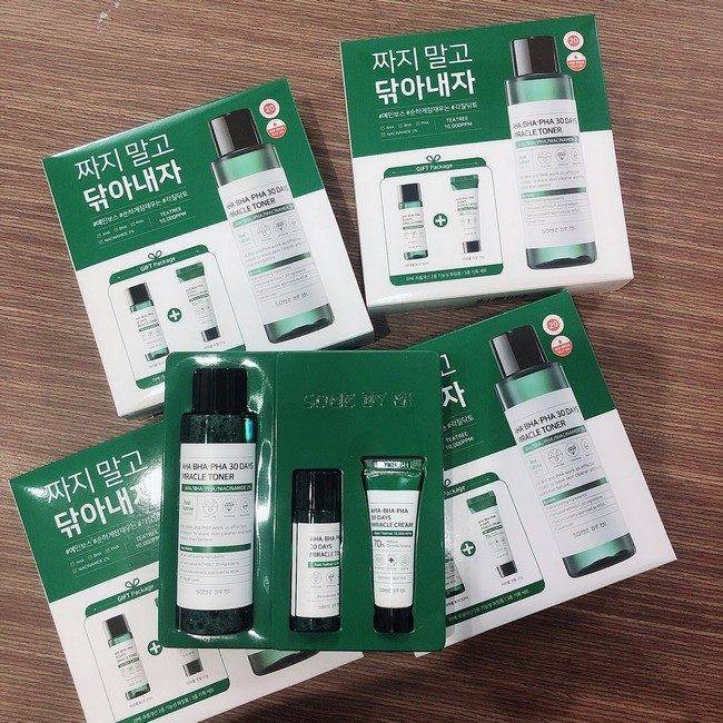 Nước Hoa Hồng Some By Mi AHA-BHA-PHA 30 Days Miracle Toner 150ml