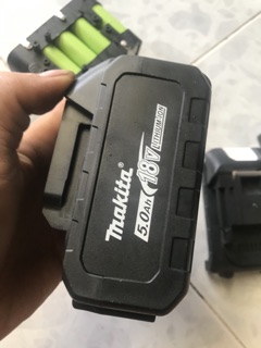 Pin makita 18V 4A (sạc adapter)