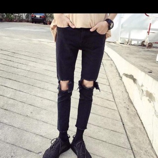 Quần Skinny Jeans Nam-Màu Đen-Rách To Hai Bên Gối-Chất Liệu Cotton Co Giãn-Ống Đứng Dáng-Ống Ôm Chân rách gấu
