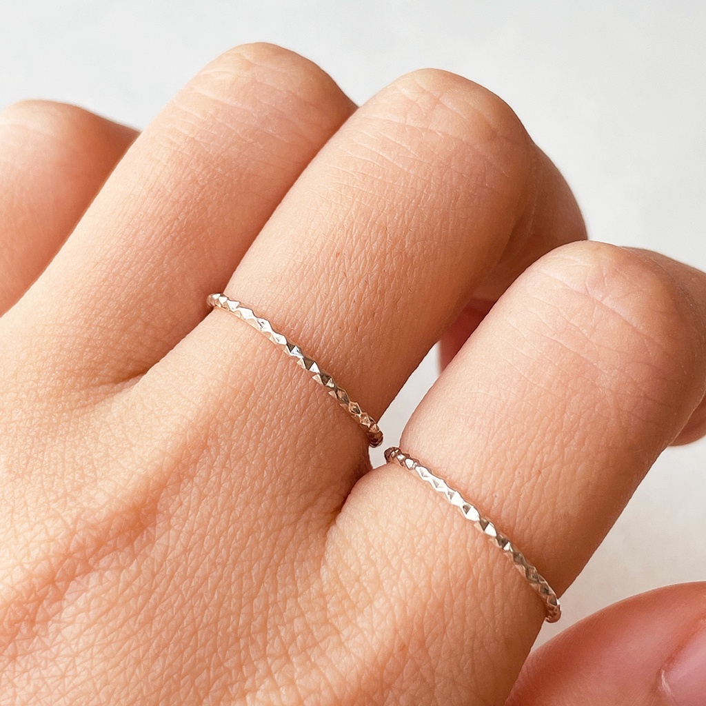 Nhẫn bạc trơn mảnh cắt quả trám CiCi Silver, nhẫn bạc 925 đơn giản, nhẫn basic, hiện đại, cá tính, nữ tính