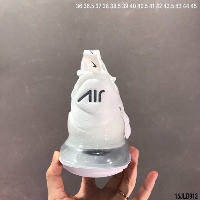 Giày Nike Air Max 270 giá 1300k giảm còn 1200k