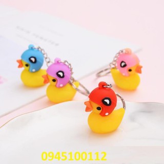 Móc khoá vịt đội mũ