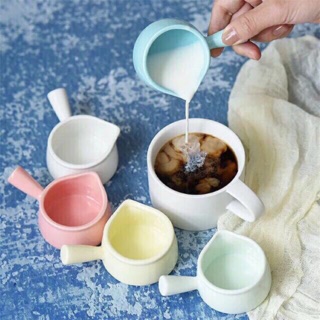 Bát sứ hình gáo nước