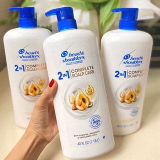 Dầu gội xả 2in1 Head and Shoulder complete scalp care (1.18lit) của Mỹ