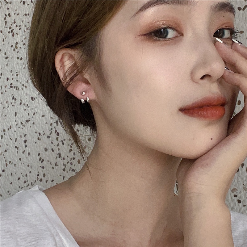 Khuyên tai hợp kim đơn giản hình móc câu màu bạc Peachy cho nam và nữ hot trend Hàn Quốc unisex