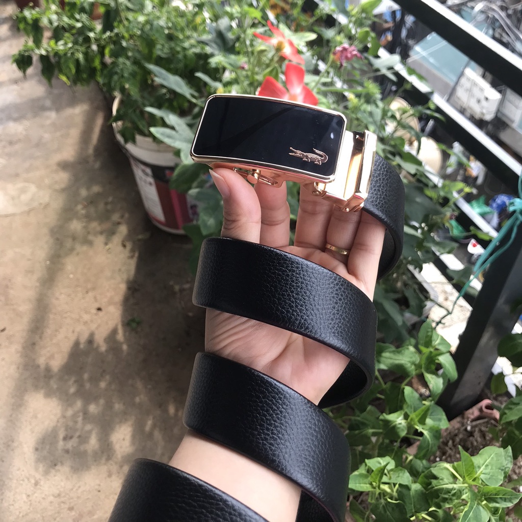 Thắt lưng nam khoá con lăn giao mặt ngẫu nhiên
