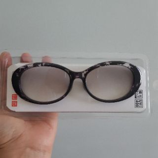 Kính mát Uniqlo Nhật