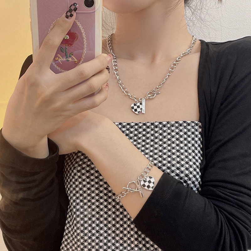 Vòng cổ Mặt Hình Bàn Cờ Phong Cách Hàn Quốc Cho Nữ