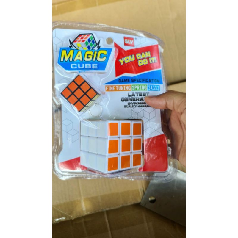 Ruby trí tuệKèm thêm 1 ruby móc khóa.