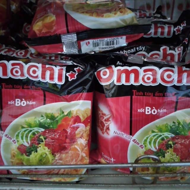 Mì omachi xốt bò hầm