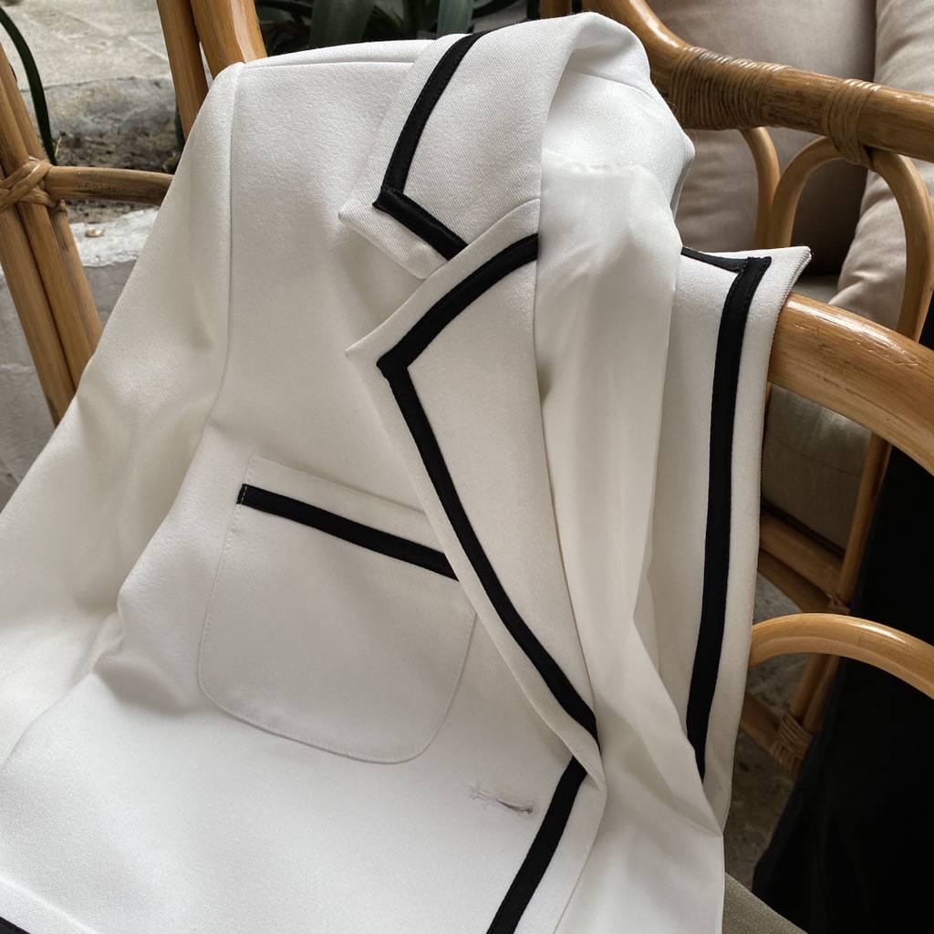 Áo vest blazer nữ Doris Maiimer viền đen trắng | BigBuy360 - bigbuy360.vn