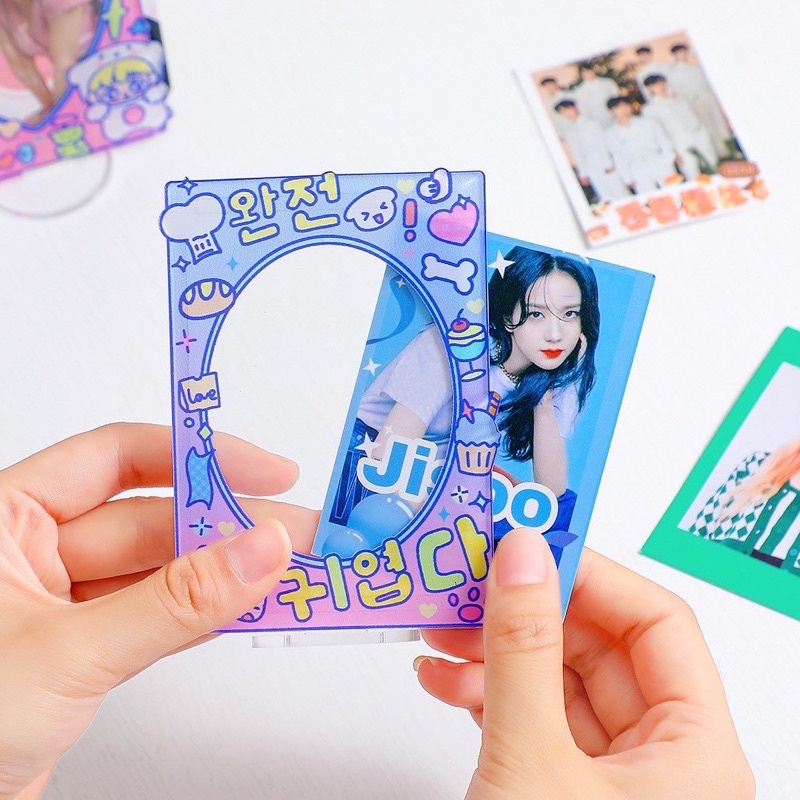 Khung Thẻ Để Bàn - DECOR113