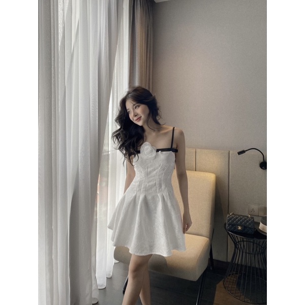 Váy gấm tiểu thư