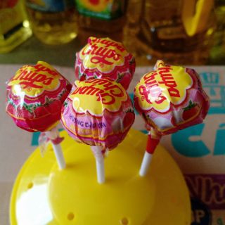 1 CÂY KẸO MÚT CHUPA CHUPS