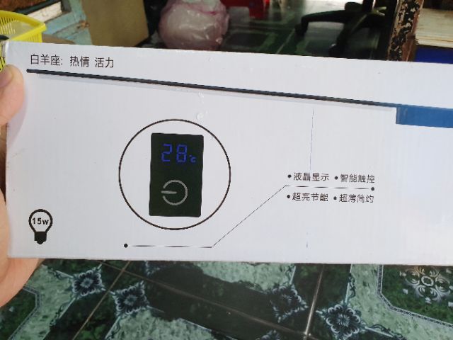 ĐÈN LED KẸP 1 BÊN HỒ CÁ TRẮNG XANH 15W CÓ ĐO NHIỆT ĐỘ DÀI 35W