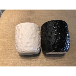 Chậu trồng cây bằng gốm mini 10x10cm - hai màu trắng đen