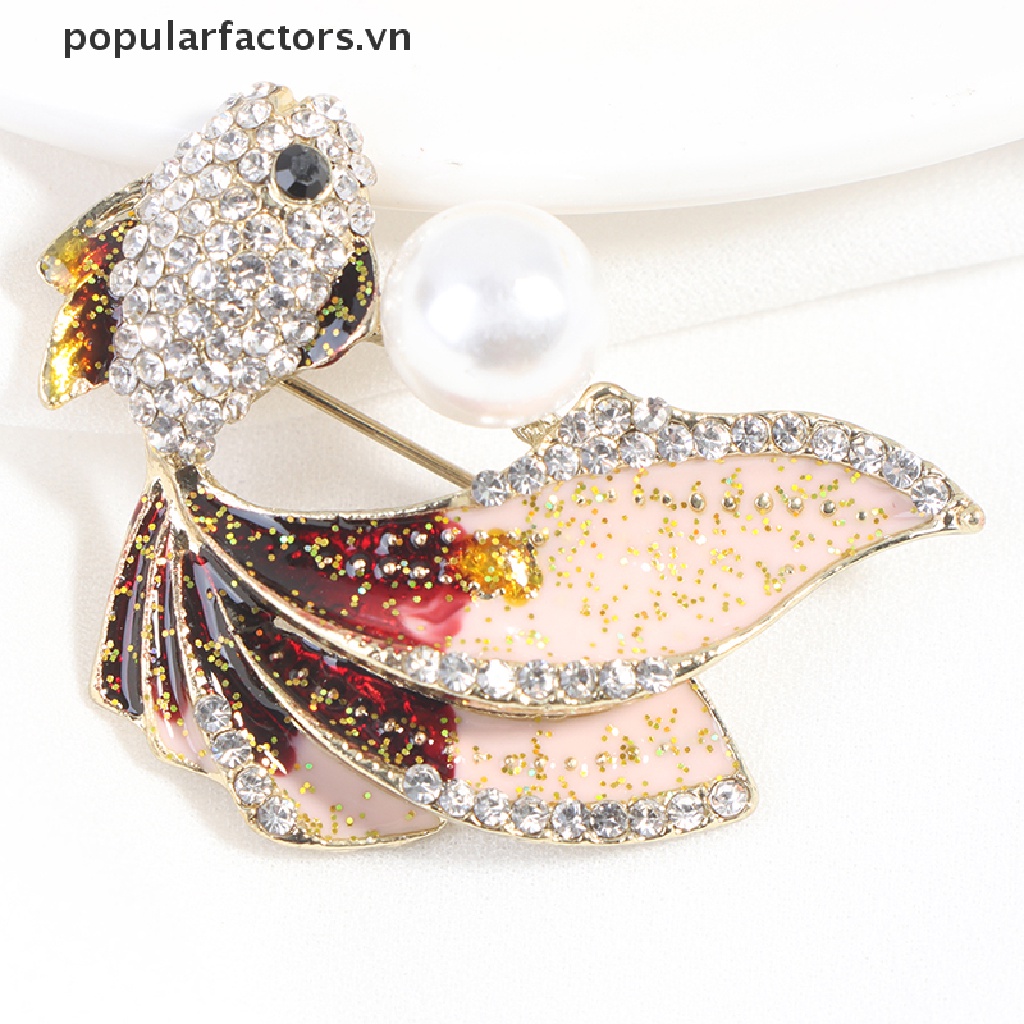 1 Huy Hiệu Cài Áo Hình Cá Vàng Đính Đá Thời Trang