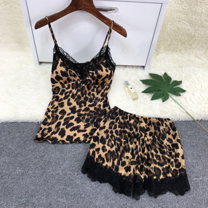 [Mã WARN25 giảm 25k đơn 200k] Bộ ngủ lụa cao cấp phối ren có mút ngực (hàng có sẵn) | BigBuy360 - bigbuy360.vn