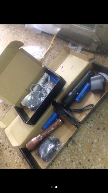 Đèn pin siêu sáng mini 535