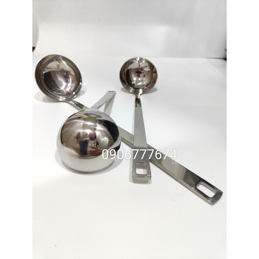 Vá  cán có lỗ móc hình vuông chất liệu inox 304 cao cấp dày đẹp