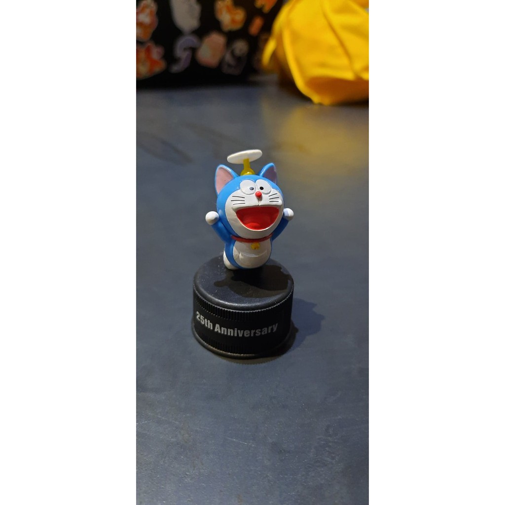 Bộ sưu tập nắp chai Doraemon - Kỷ niệm 25 năm tập truyện dài