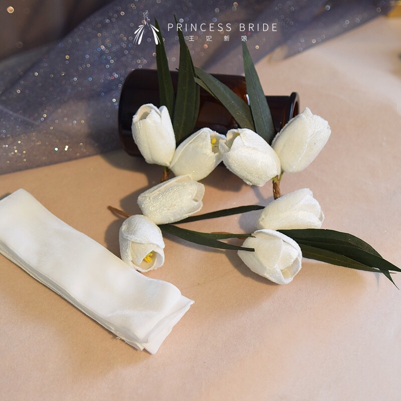 Sét hoa tulip nhung cài tóc cô dâu hot hit