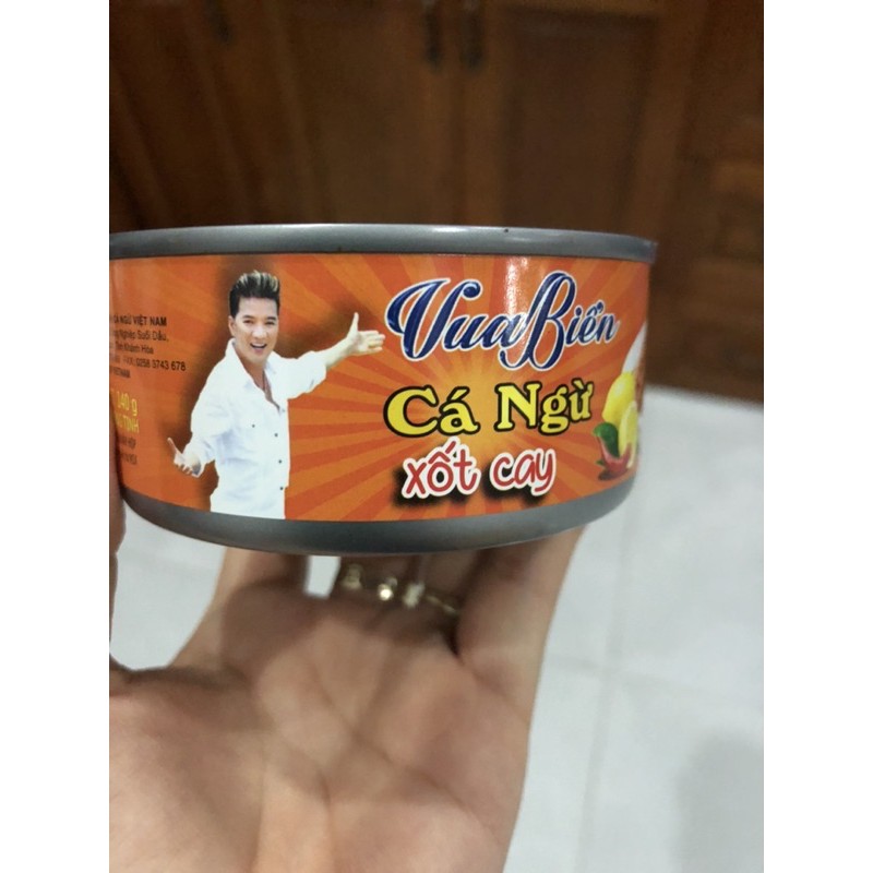 Combo 5 hộp Cá Ngừ Xốt Cay Vua Biển - Đàm Vĩnh Hưng (hộp 140g) | BigBuy360 - bigbuy360.vn