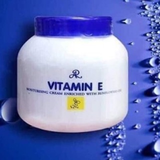 Kem dưỡng da Aron Vitamin E Thái Lan giúp da mịn màng mềm mại sáng đẹp