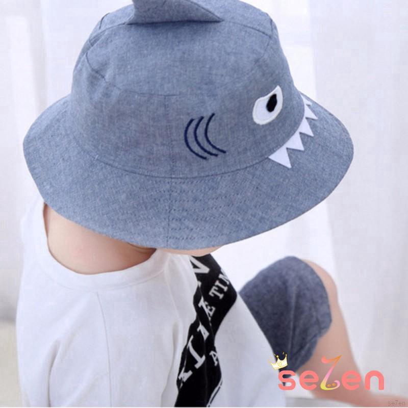 Mũ vành chống nắng thêu hình cá mập dễ thương cho bé