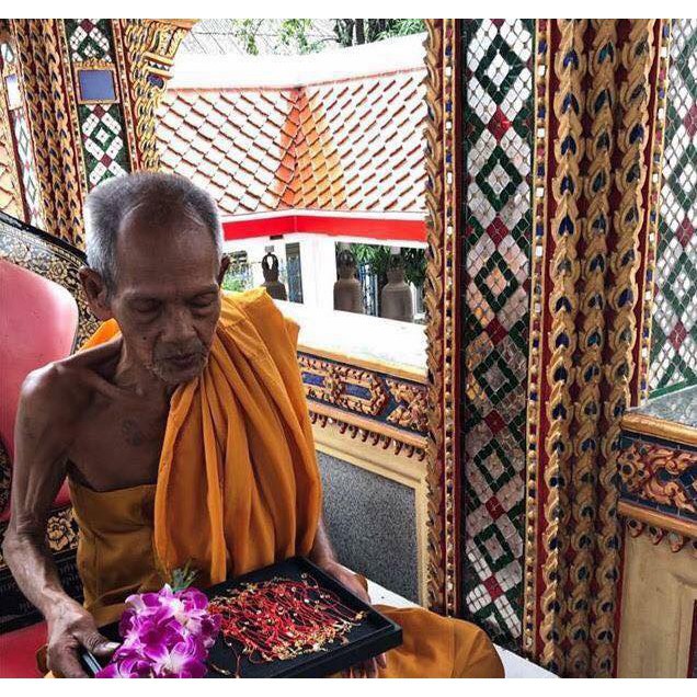 Chỉ Đỏ + Hộp Gấm Tặng Quà Vip Chỉ Đỏ Kim Vàng Thái Land May mắn tài lộc Bình An