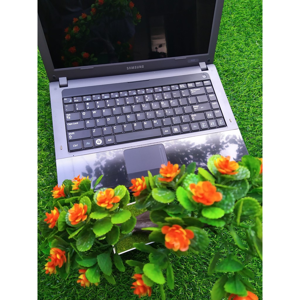 Laptop giá rẻ Intel Core i3 i5 Ram 4gb-8gb máy zin đẹp 14 -15.6in