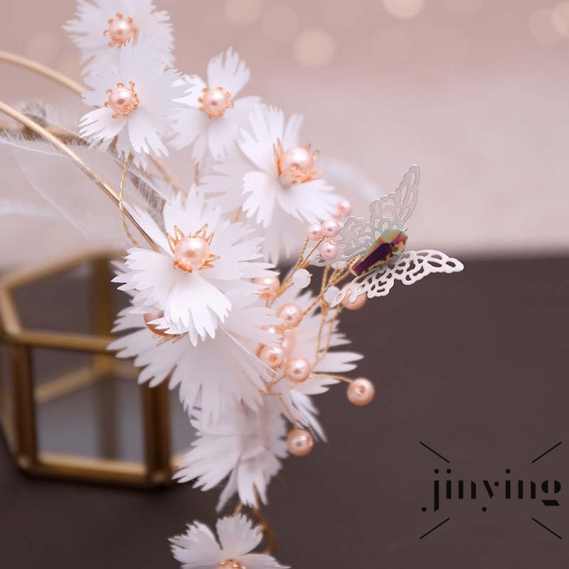 Cài tóc phối hoa + khuyên kẹp tai phong cách Hàn Quốc thanh lịch dành cho cô dâu