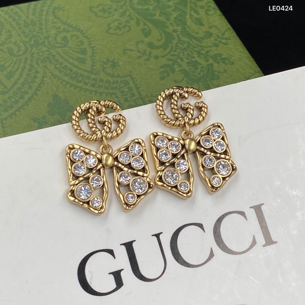 Thời Trang Bông Tai Đính Kim Cương Chữ Gset Phiên Bản Thời Trang Tinh Tế Đẹp Mắt